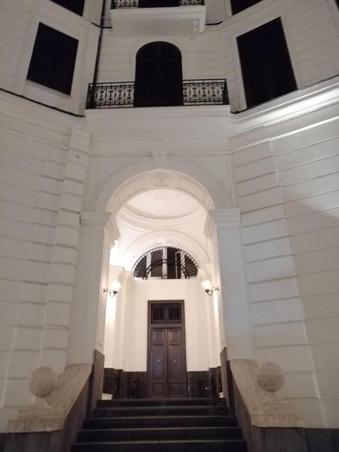 Fafgrandsuitenapoli Exterior photo