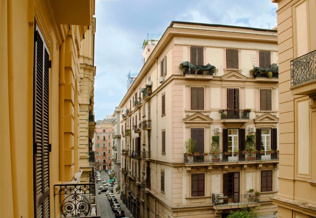 Fafgrandsuitenapoli Exterior photo